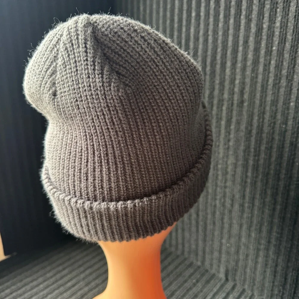 Burton Mens Gray Ribbed Knit‎ Cuffed Beanie Skully Winter Hat